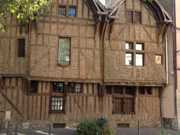 maison à pan de bois centre-ville Troyes