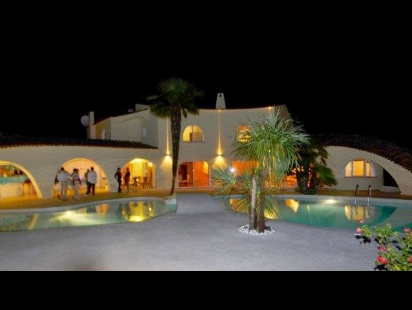villa design avec piscine en PACA