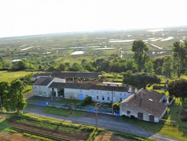ancien domaine viticole et agricole