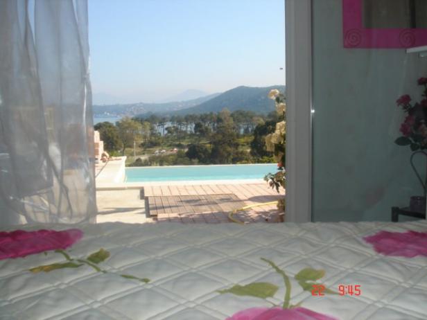 villa avec piscine et terrasse en Corse, Photo 3
