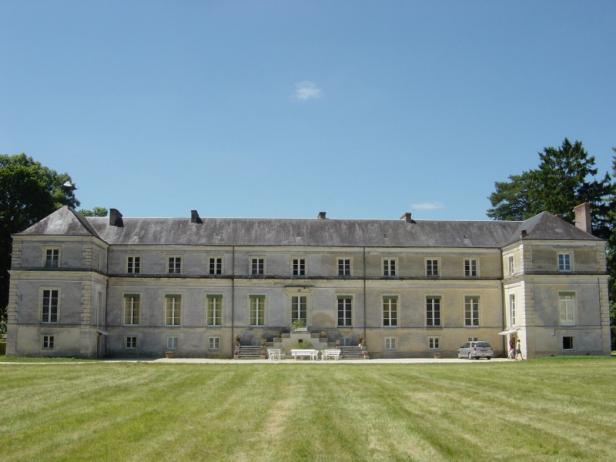 Location d'un château classé dans le Maine-et-Loire - Location tournage