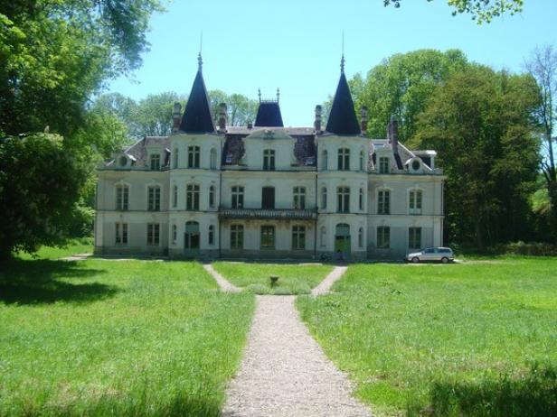 château à louer au coeur de la Nièvre, Photo 1