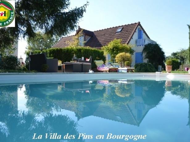 maison avec piscine et cheminée en Bourgogne, Photo 1