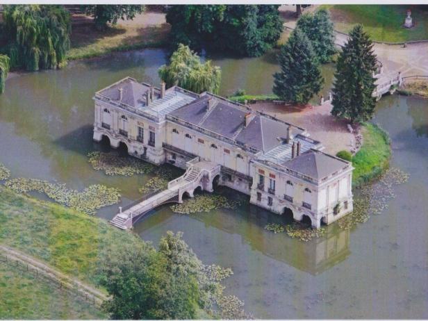château, Trianon sur pilotis, Photo 1