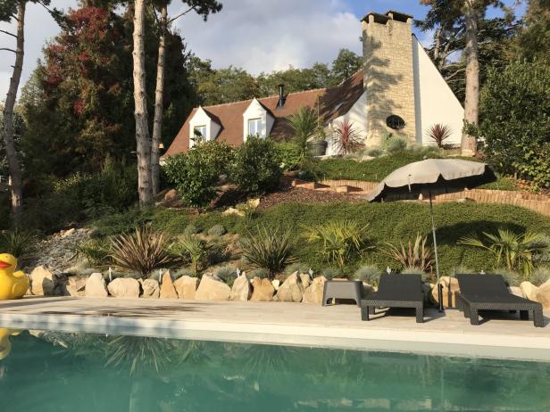 villa avec très grande terrasse et piscine à 20 min de Paris, Photo 1