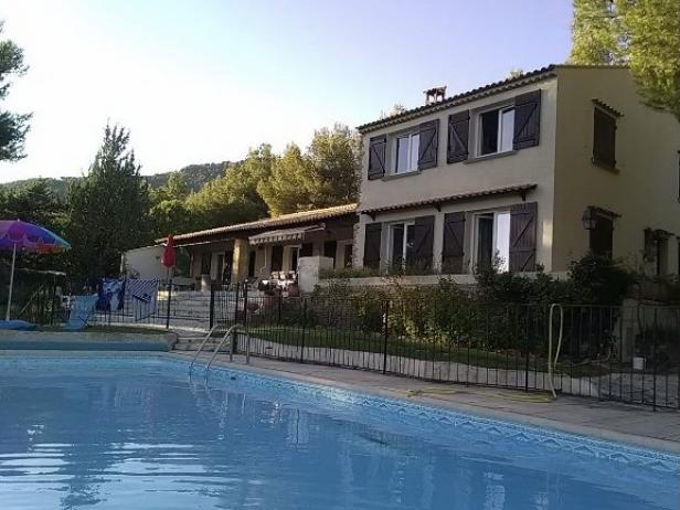 villa avec piscine vue mer proche Toulon, Photo 8