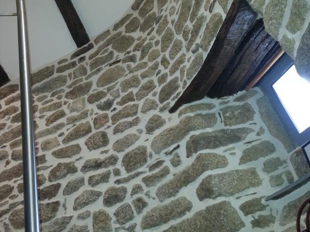 longère bretonne, avec tour et escalier d'origine, Photo 9